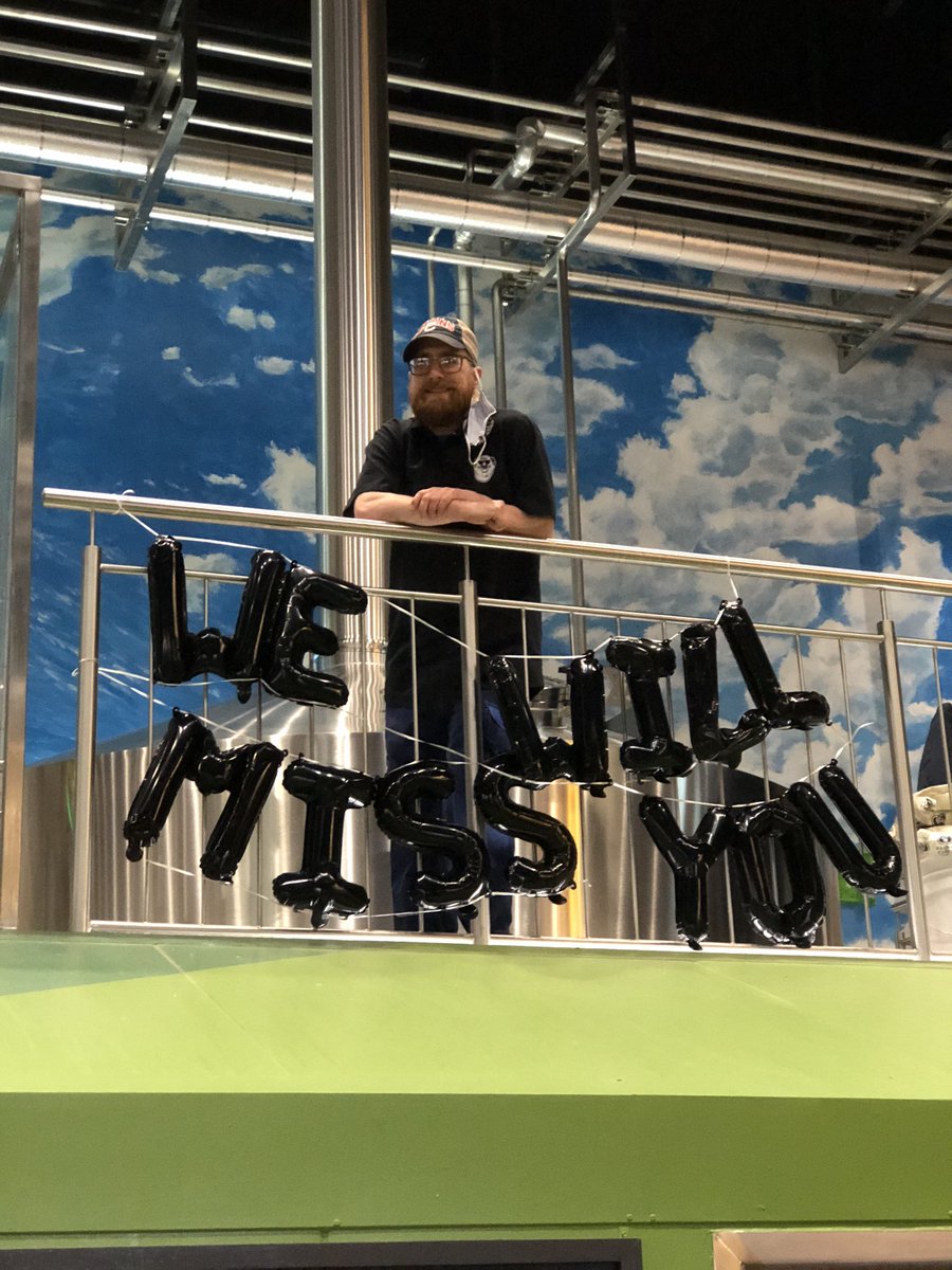 FatHeadsBeer's tweet photo. 🍻Best wishes to Mike who played such an important role on our Brew Crew for the past six years. Join us in wishing him well in his next endeavors! 🍻 #Cheers #FatHeadsBrewery #HeedyTeamWork #FatHeadsFamily https://t.co/UdWBwMUpun