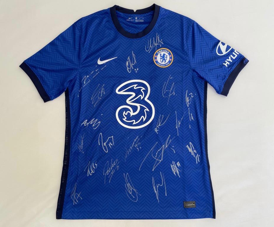 ChelseaFCinUSA's tweet image. 🚨 1️⃣5️⃣0️⃣,0️⃣0️⃣0️⃣ FOLLOWERS GIVEAWAY 🚨

Thanks for all the love and support. To celebrate, we're giving away a 2020-21 home kit signed by the boys.

Rules to enter: 
1) Follow @ChelseaFCinUSA ✅
2) Retweet &amp;amp; Like this tweet 🔁
3) Tag 2 friends in a reply to this tweet 🙋‍♂️🙋‍♀️
