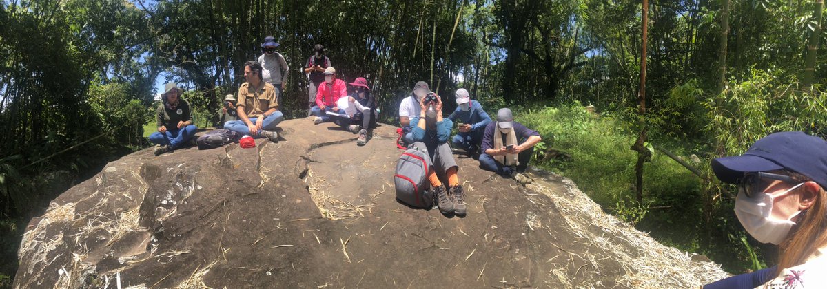 urbam_EAFIT's tweet photo. Aquí juntos con el extraordinario equipo de @Comfama ideando el sueño del Parque Cerro Tusa 🌺 https://t.co/3L7pfwWh3w