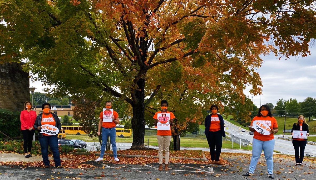 GCS_SEL_Office's tweet image. From our ORANGE HEART to yours!!THANK YOU....THANK YOU....THANK YOU!!! YOU made #UnityDay2020 a huge success! We appreciate what you do each &amp;amp; every day to stand up against bullying &amp;amp; THANK YOU for creating spaces where all children feel safe and supported. #gcsunity #gcsunite 🧡