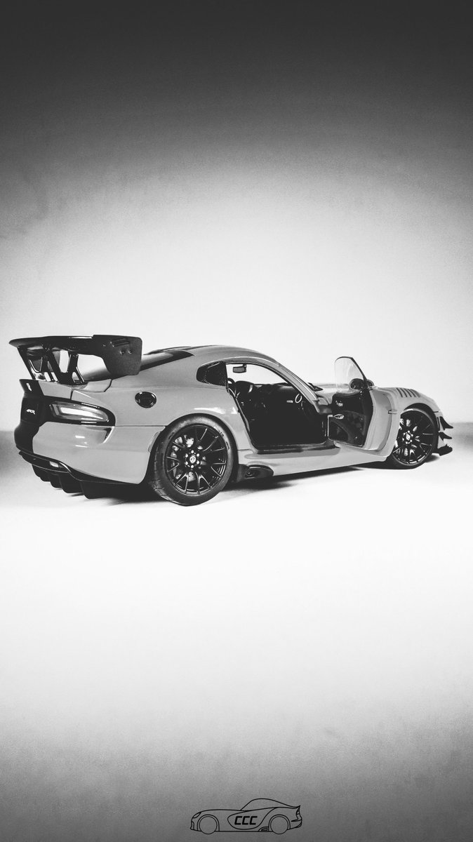 ViperShill's tweet photo. Yeah, this shot is going to become a favorite of mine :) | #CodysCarConundrum #CCCphotography #dodgeviper #fcadesign #mopar #cars #automotive #photography #autoart #autoartmodels #lald #liveandletdiecast #modelcars #diecastcars #carsofinstagram #coolcars #moparornocar https://t.co/ZhYVz4m9Ym