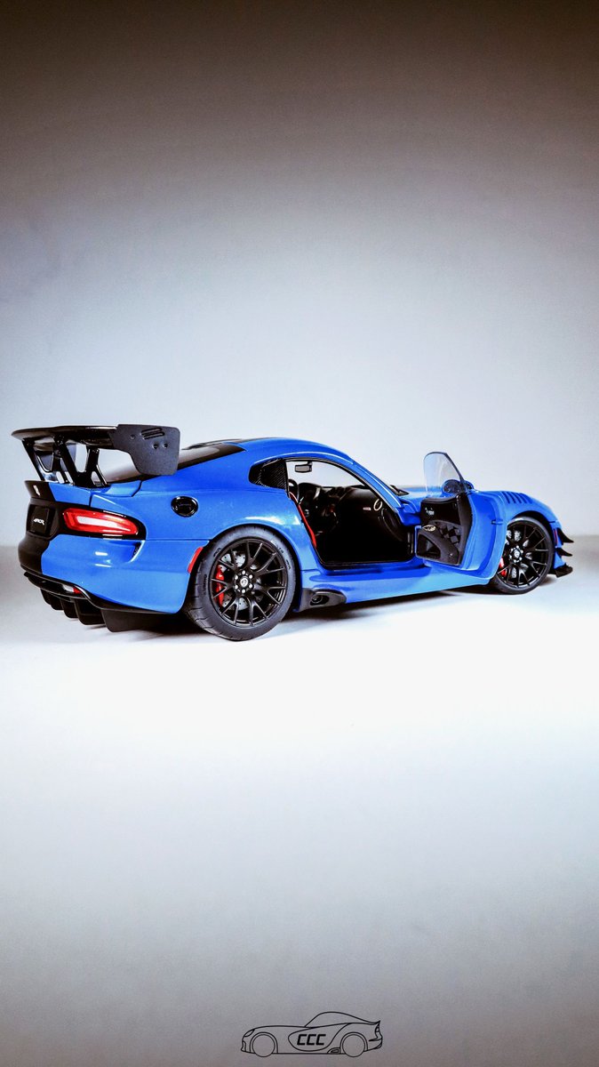 ViperShill's tweet photo. Yeah, this shot is going to become a favorite of mine :) | #CodysCarConundrum #CCCphotography #dodgeviper #fcadesign #mopar #cars #automotive #photography #autoart #autoartmodels #lald #liveandletdiecast #modelcars #diecastcars #carsofinstagram #coolcars #moparornocar https://t.co/ZhYVz4m9Ym