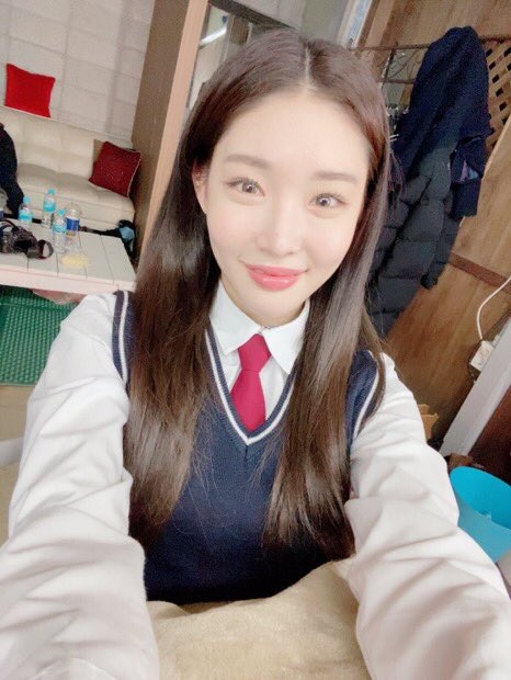 shaeghtwt's tweet photo. *あ ٬٬ (𝒔).hınıng 。 ゛🎼 ͎ ͎ 𝗦𝗵𝗮𝗲/. 新p__.!ᥲчlısts ˒ : –– ❛ #THYSTATION ₊ #THYLF ꞈ !
Como la fan #1 del pisciano más lindo y talentosos vengo a llorarles con el arte que es Long Flight temazo que vino a bendecir la cuarentena a todos. Hagan stream a mi hombre. 🥳 https://t.co/YVyyL6QsxV