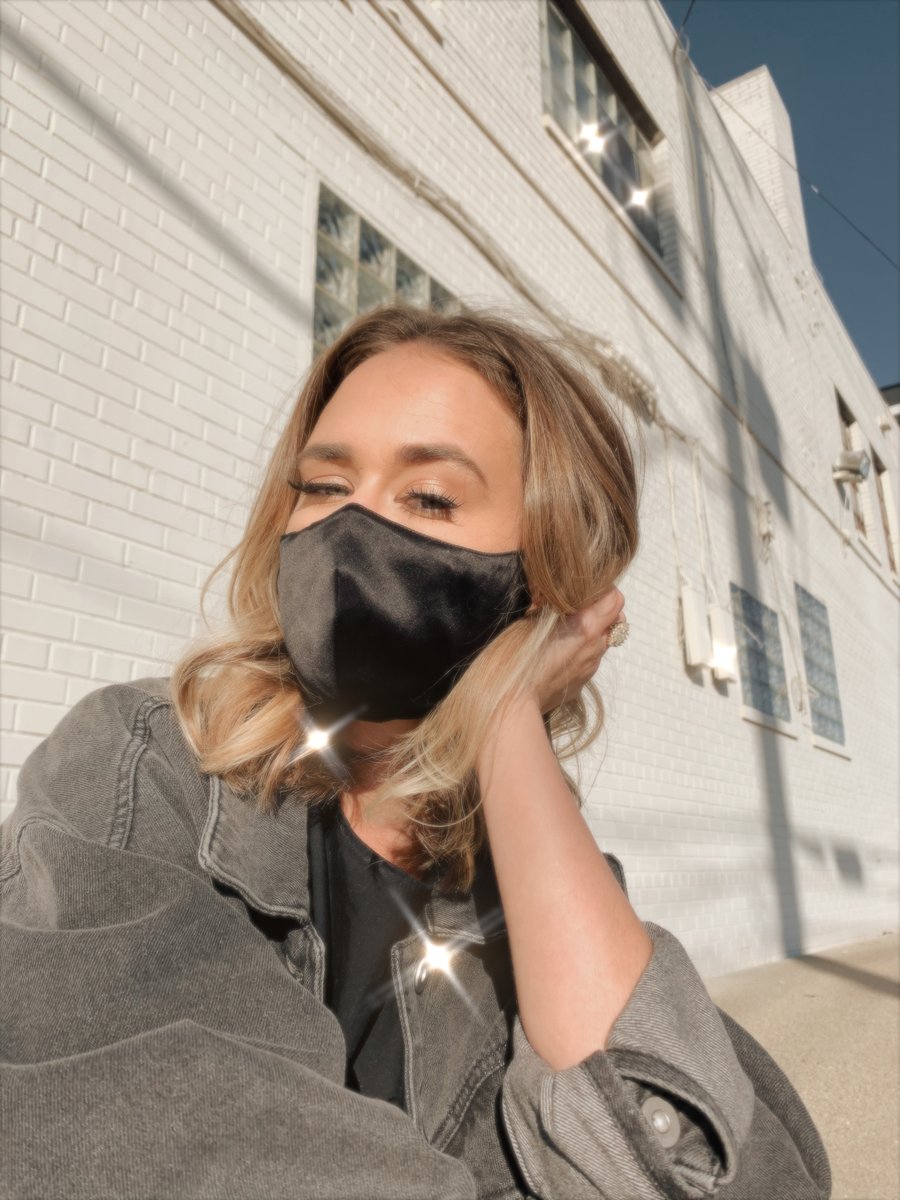 #ad <a href="/MichiganHHS/">Michigan HHS Dept</a>  The COVID-19 pandemic has affected our lives in every way. Together, let's #SpreadHopeNotCOVID and learn what we can do to stop the spread! Wear a mask, wash your hands, and cover your mouth and nose when you sneeze! Learn more: gofyi.ly/E6E12D62