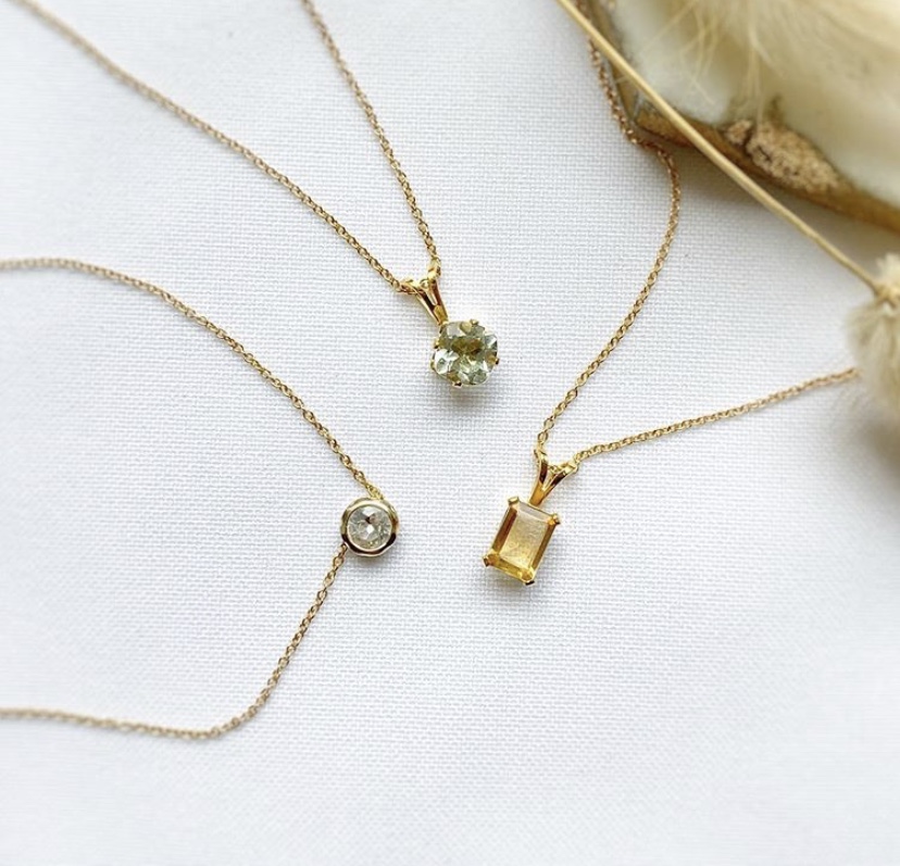 sustainof's tweet photo. This week we're sitting down with Laurinda Lee-Retter, founder of Kind Karma Co. @kindkarmaco is a Toronto-based jewelry company made by homeless and at-risk youth. #sustainabilityof #podcast #ethicaljewelry #handmadejewelry #mentalhealthawareness #shopsmall #handcrafted https://t.co/nNhF4v6nci