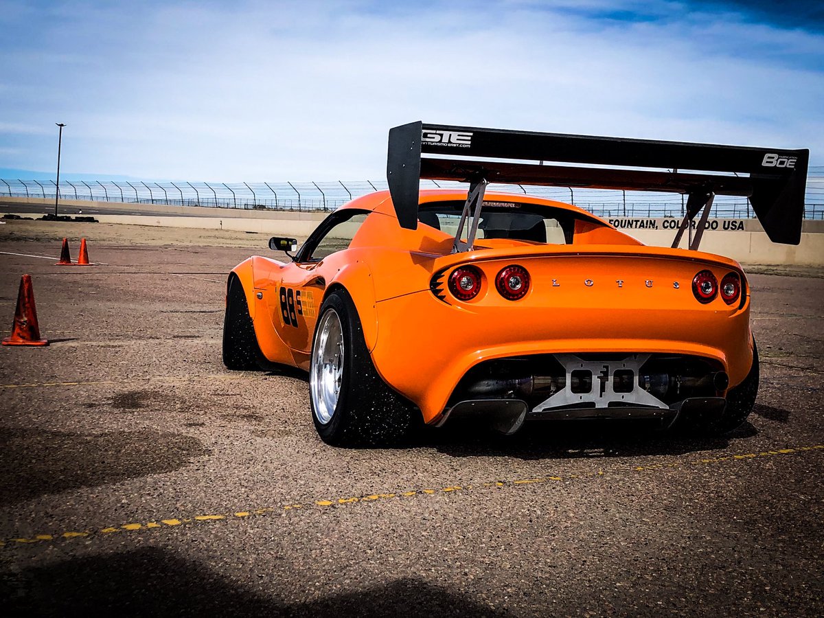 #WingWednesday Lotus at #scca #autocross last weekend. https://t.co/1Dof7R0bXt