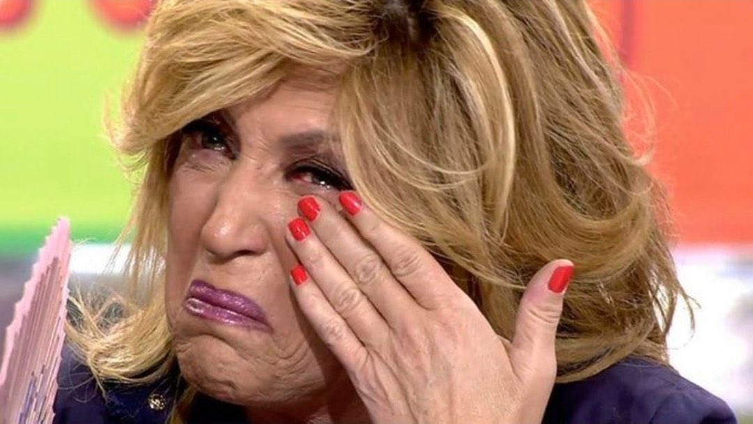 tamhplss's tweet photo. ÁNGEL E INMA ENAMORADOS EL UNO DEL OTRO PERO SIN PODER ESTAR JUNTOS. EL QUIERO Y NO PUEDO. ESTOY LLORANDO DE VERDAD.  #LaIslaDeLasTentaciones9 https://t.co/htaHK0U59i