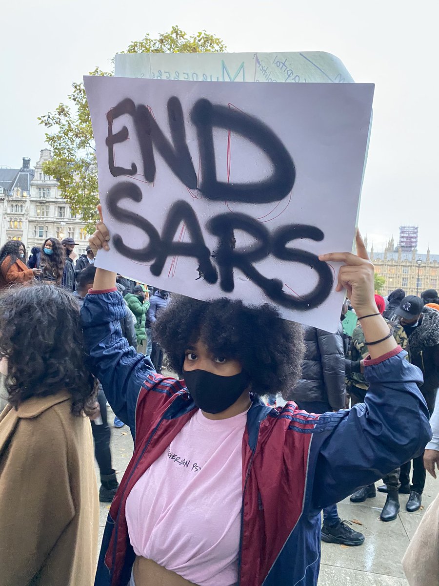 Mr_7Keys's tweet photo. #endSARS protest in London today. Was good to see everyone there even if I lost yall in the crowd after I turned my head lool, I love all of yall here and in Nigeria fighting the good fight however you can ❤️✊🏾 https://t.co/sRKQO1hXEC