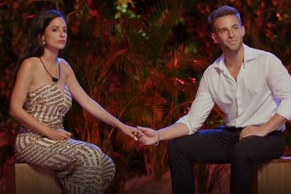 IsabelVillarN's tweet photo. Después de esto ni yo ni España creemos en el amor.
#LaIslaDeLasTentaciones9 https://t.co/b7R2ePFnGX