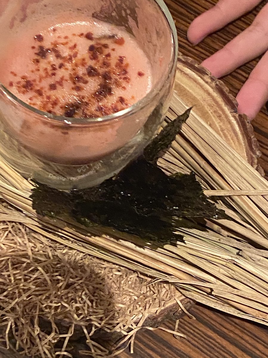 1111JBCA's tweet photo. code name MIXOLOGY akasaka
カクテルバー🍸
「混ぜる事を追求する」MIXOLOGYを昨日学んでまいりました。

創意工夫と最新技術を駆使した技
圧巻でした。
また行きたいと思います。

カクテルの可能性は無限ですね。
ビアカクテルにも改めて可能性を感じました。

https://t.co/GH0U97MQiF https://t.co/icPZKnblhU