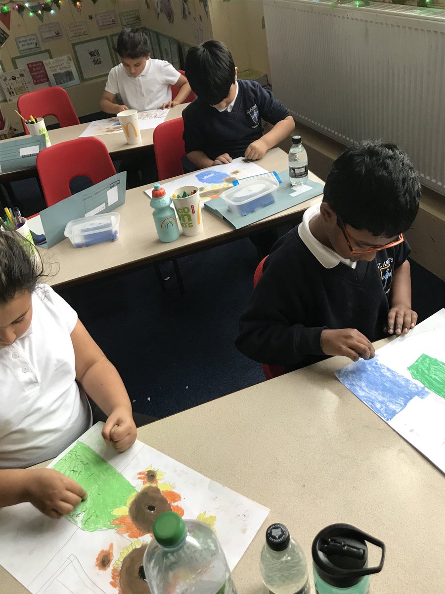 ClaireSimons18's tweet photo. Finishing our chalk pastel Sunglowers inspired by Van Gogh. Class 2 are loving their art! #bestdaysoftheirlives #takeoneartist @stanneskly https://t.co/bxhlsOsEaG