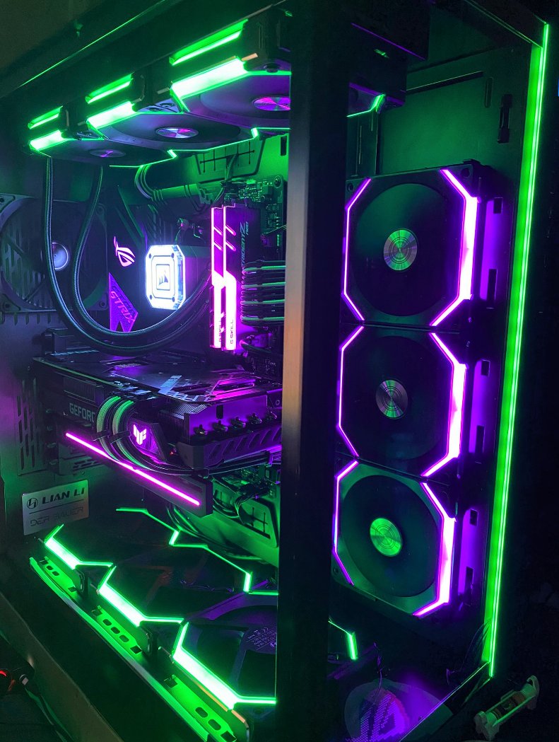 Micro Center tweet media