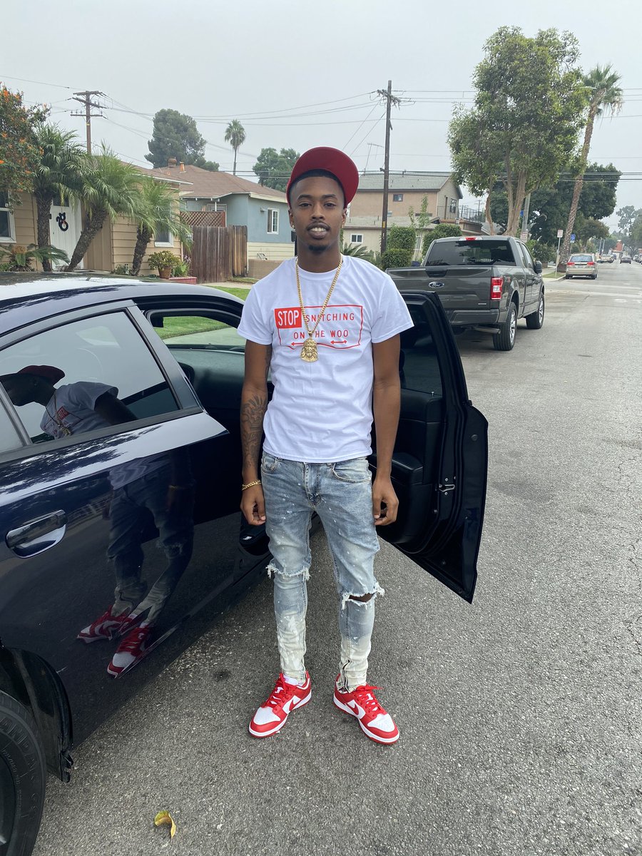 Yaester0's tweet photo. I still shed tears in this VLONE #freemapops 𧨠https://t.co/co421zy5er