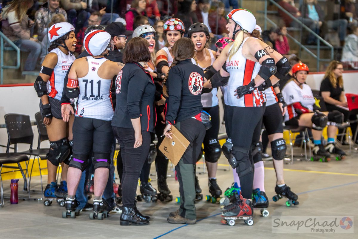 The eighth of 10 photos that make us happy - no context, just let the image speak for itself. 

#BisManBombshellz #derbytwitter
Photo Credit: SnapChad