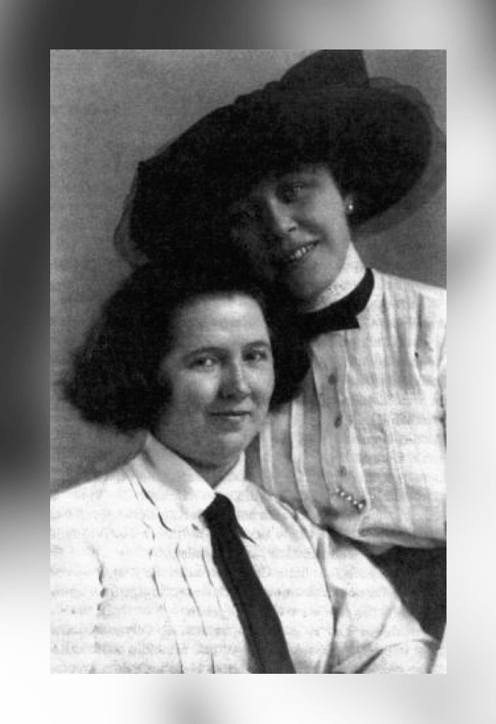 relevantqueer's tweet photo. #ClaireWaldoff 🌈🎂Oct. 21, 1884 - Jan. 22, 1957)
On IA today!
#therelevantqueer #queeringthecanon #queersinger #lesbian #whatisrememberedlives #amplifyqueervoices #queerhistory #queerheritage #queerwoman #importantqueerstories #queerrepresentation @ia_troy_wise @5by5forever https://t.co/vEE2kniQxV