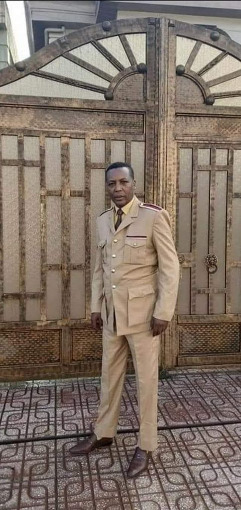 SamBekeleGerba's tweet photo. Dr Hussein , Arrested because he criticized a book written by @AbiyAhmedAli ! https://t.co/sqFdvRh834