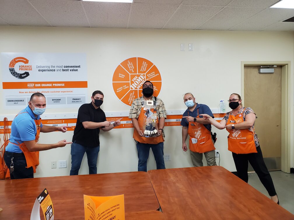 Vivcardenas@6339sasm (@vivcardenas12) on Twitter photo Congratulating D21/22 associate Richard on his promotion to DH. Wishing him good luck at his new store <a href="/6339HomeDepot/">Javier Perez</a> Congratulating D21/22 associate Richard on his promotion to DH. Wishing him good luck at his new store <a href="/6339HomeDepot/">Javier Perez</a>