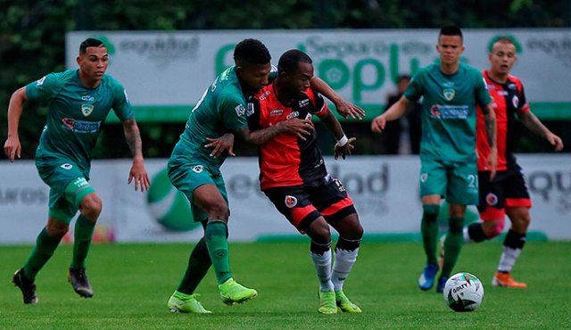 #CúcutaDeportivo | Con tres novedades, el Cúcuta inicia su camino contra La Equidad en la Copa https://t.co/rsNiAGzzFb https://t.co/ylq6fjSyUx