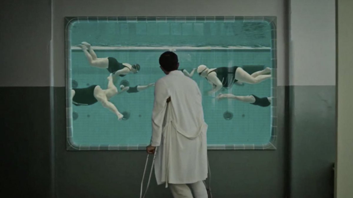 AestheticHorror's tweet photo. A Cure for Wellness (2016) https://t.co/oRiHLW5Gv8