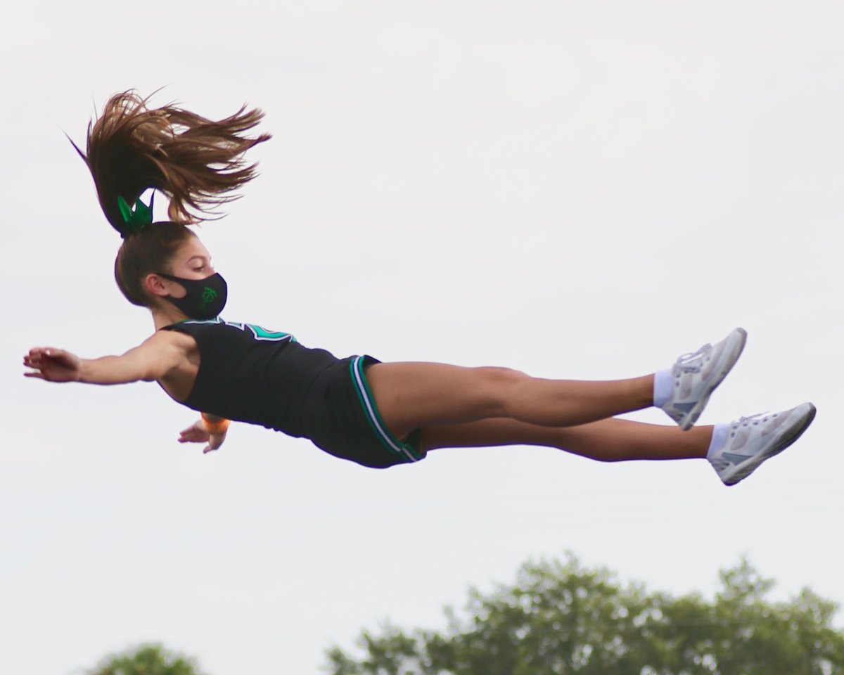 BigCountyPreps1's tweet photo. ⁦@TC_Football⁩ has been flying around this season. The Cheer squad gets bizzy also. It’s only right for the on field and sideline Crusaders to be really good at the same time. ⁦@TCCHEER1⁩ https://t.co/ZSbwdK3Jgk