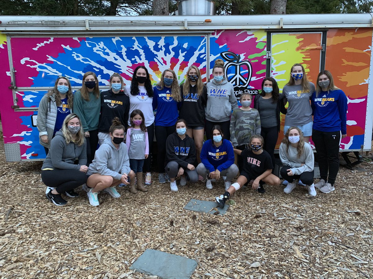 A little ice cream to brighten up our day! 🍦 We always enjoy our yearly trip to The Apple Place! <a href="/TheApplePlaceEL/">The Apple Place</a>