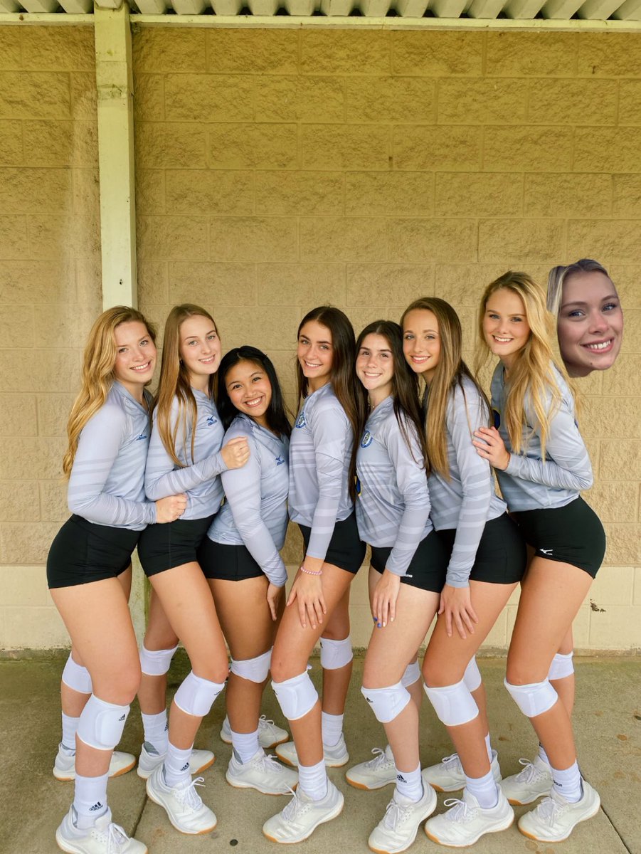 SENIOR NIGHT TOMORROW!!!
🏐Kelly 🆚 IWA
⏰ Freshmen @ 4:30 | JV @ 5:30 | Varsity @ 6:30
📆Thursday October 22, 2020
📍Kelly 
Theme is dressed to impress! Come out and support your dawgs!!! #godawgs #setxsports