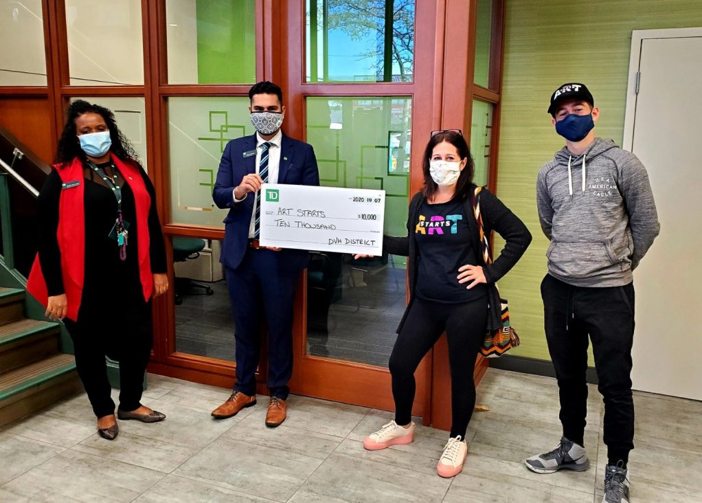 Very proud to be part of an organization that supports great community initiatives <a href="/ArtStartsTO/">Art Starts</a> @tdpauld <a href="/scott_belton/">Scott Belton</a> <a href="/dvhfollowers/">dvhfollowers</a>