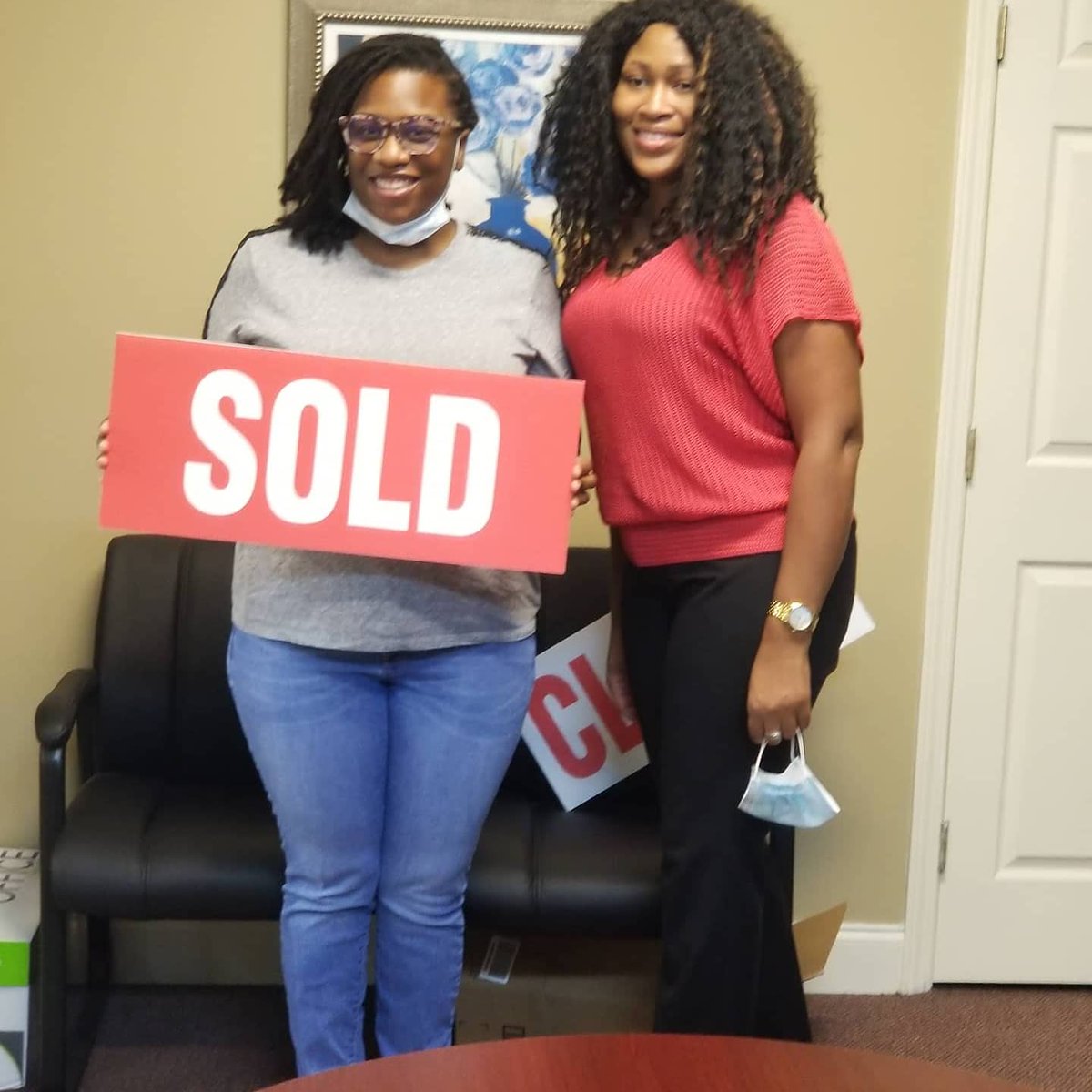 msjoyen's tweet photo. Happy Homeowner #SuperiorRealty #receivedallearnestmoneybackatclosing #whenservicematters https://t.co/opwH5cMlag