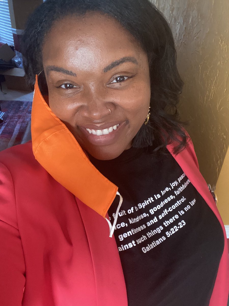 GCS_SEL_Office's tweet image. Our SEL Specialists are wearing their orange and smiles today!!! They are also choosing kindness, acceptance, and inclusion!!!  We see you!!!! #SEL #GCSunite #GCSunity #UnityDay2020 #bullyprevention @latraylnichole @ccw9555 @TiRoShaw @GCSchoolsNC @PACER_NBPC