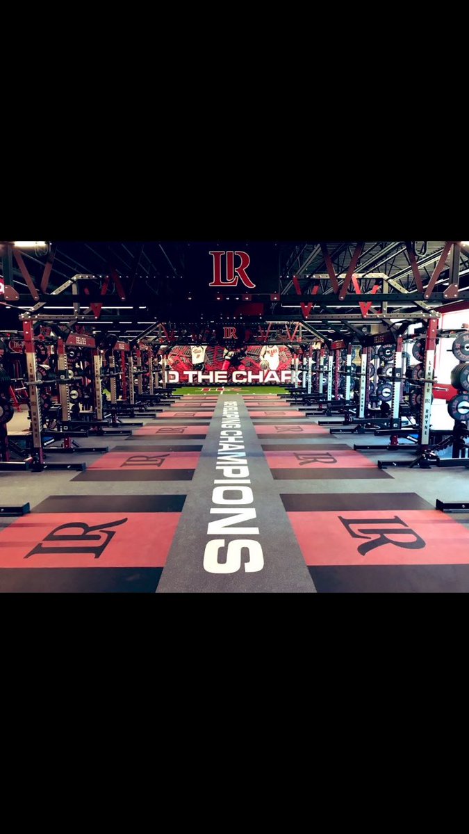 Grant_Sutton11's tweet photo. I am very excited and blessed to announce that I have committed to play college baseball at Lenoir-Rhyne University.  I’m so honored to be able to say that I will be a Bear!  @CoachRamirez7 @M_Risdo18 @CoachSkoneck @Baseball_LR @HoughBaseball @5StarCarolina @5starCopperhead https://t.co/IggVF9L5D0