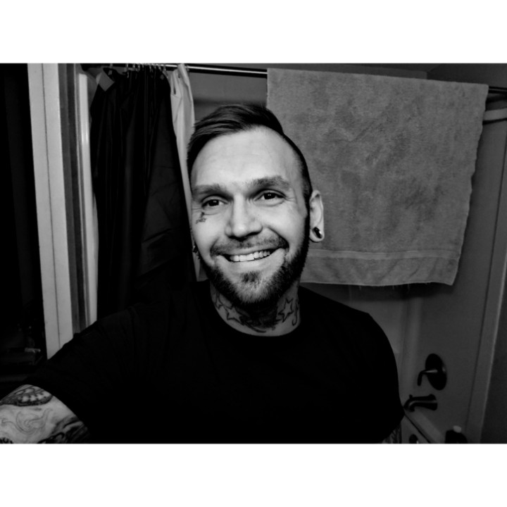 People understand me so poorly that they don't even understand my complaint about them not understanding me. ~ Soren #Kierkegaard 😍 #Me
#danielbrummitt #disruptivefineart #art #artbasel #menwithtattoos #menwithink #guyswithink #tattooedguys #inkedmen #luxury #unique #seo https://t.co/hL0Dwds5KS
