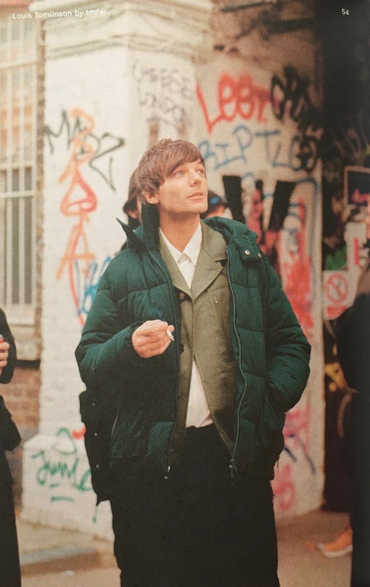 louis tomlinson being prettier than all of us; a necessary thread