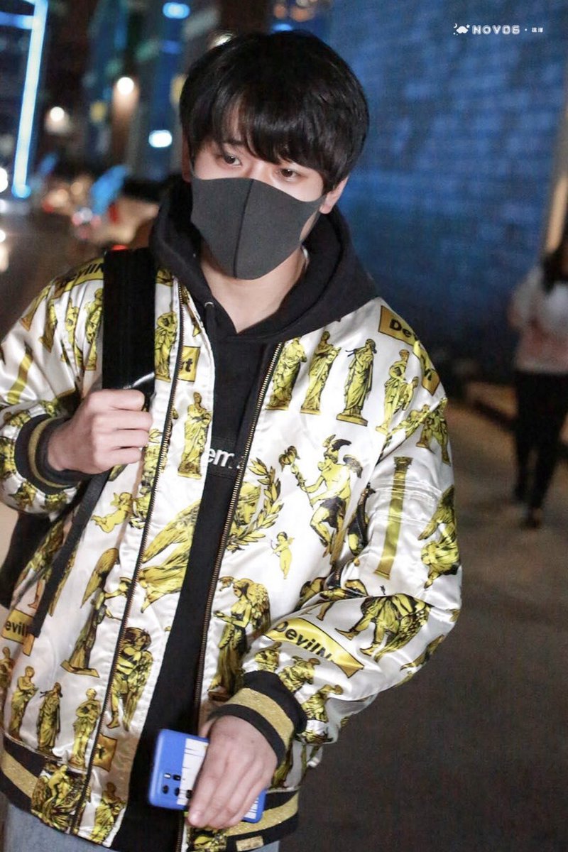 เมื่อวานนี้สวีหยางหล่อมากกกกกก 😍#XuYang #สวีหยาง #Galaxy #กาแล็กซี่ https://t.co/UC2PFqYynz