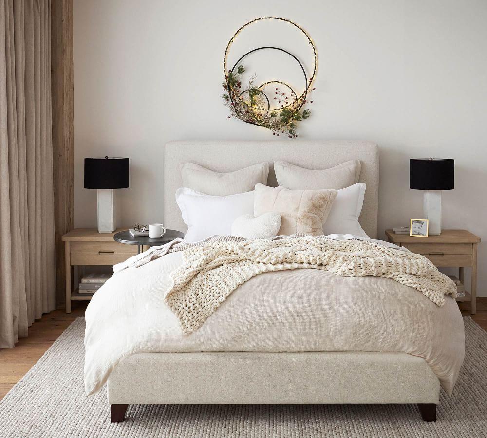 What we’re loving: soft textures, tonal shades of white, and touches of shimmer ✨ This chalet-inspired look transforms your bedroom into a wintry wonderland ❄️ Head to our site to check out more of our favorite trends for the season! https://t.co/ST6njt76S8 https://t.co/8UGsbTlCi1