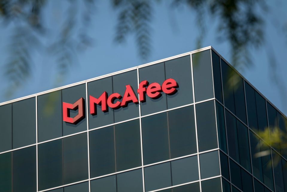 YahooFinance's tweet image. McAfee’s IPO raises $740 million in return to public market yhoo.it/3mde9Iu via @business