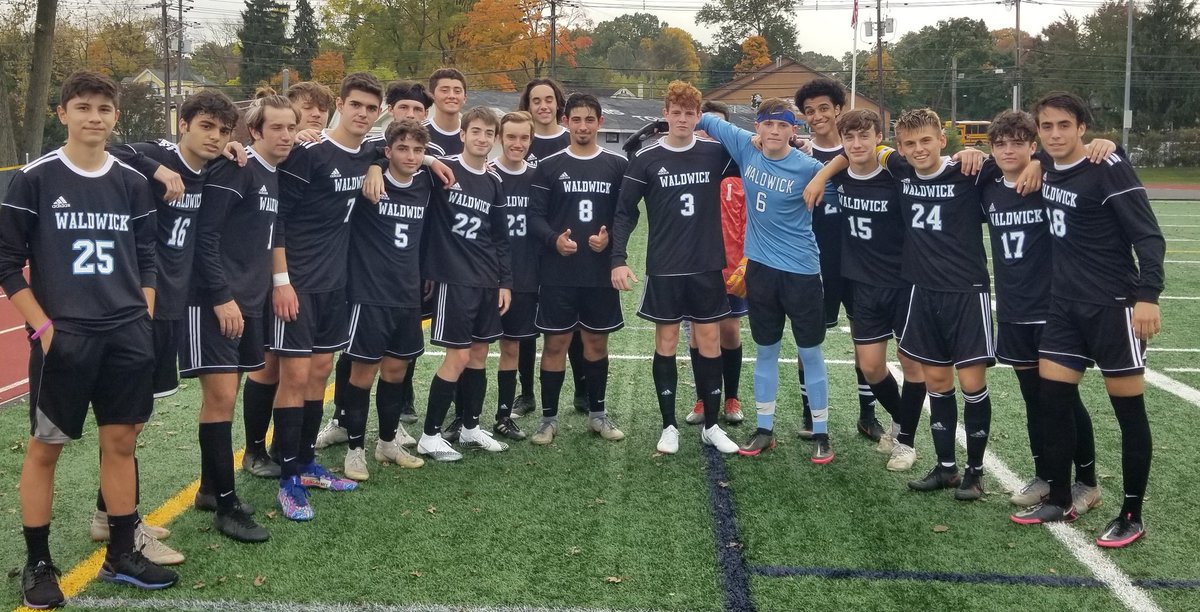 whs_boys_soccer's tweet photo. Nice home win vs midland park. #mayermanofthematch winner LJ Kyke Jahnke with the hat trick. Good boost off the bench from Eli C and Nick Elsasser and goal from the Buffalo Ethan P. Good start for new UNI #LSOAR #LBOB https://t.co/yuc1rF0H9W