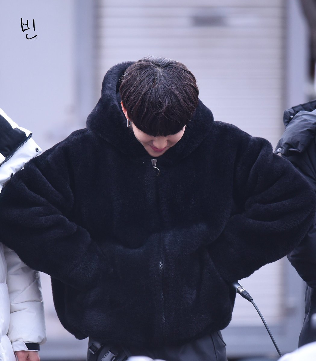 changbin in this jacket — a fluffy thread