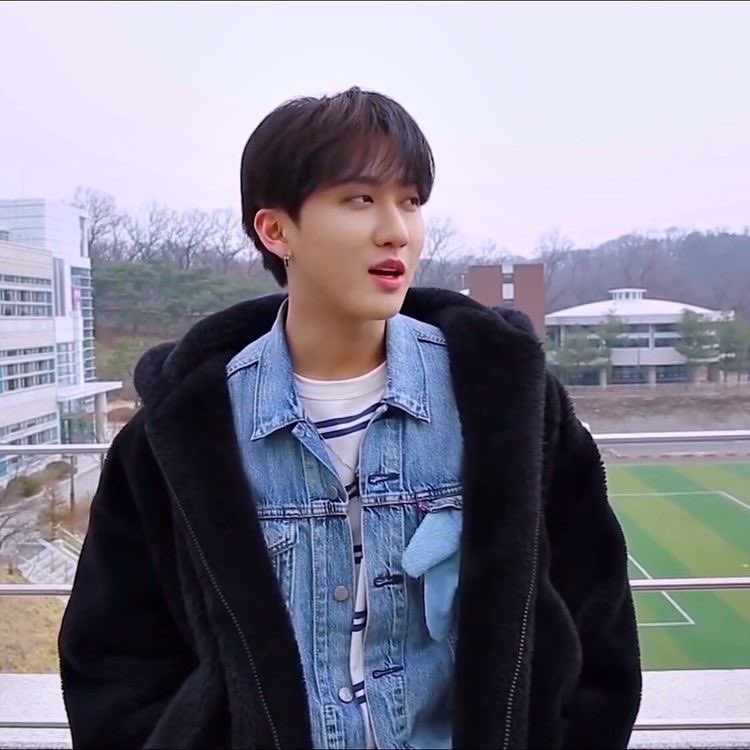 changbin in this jacket — a fluffy thread