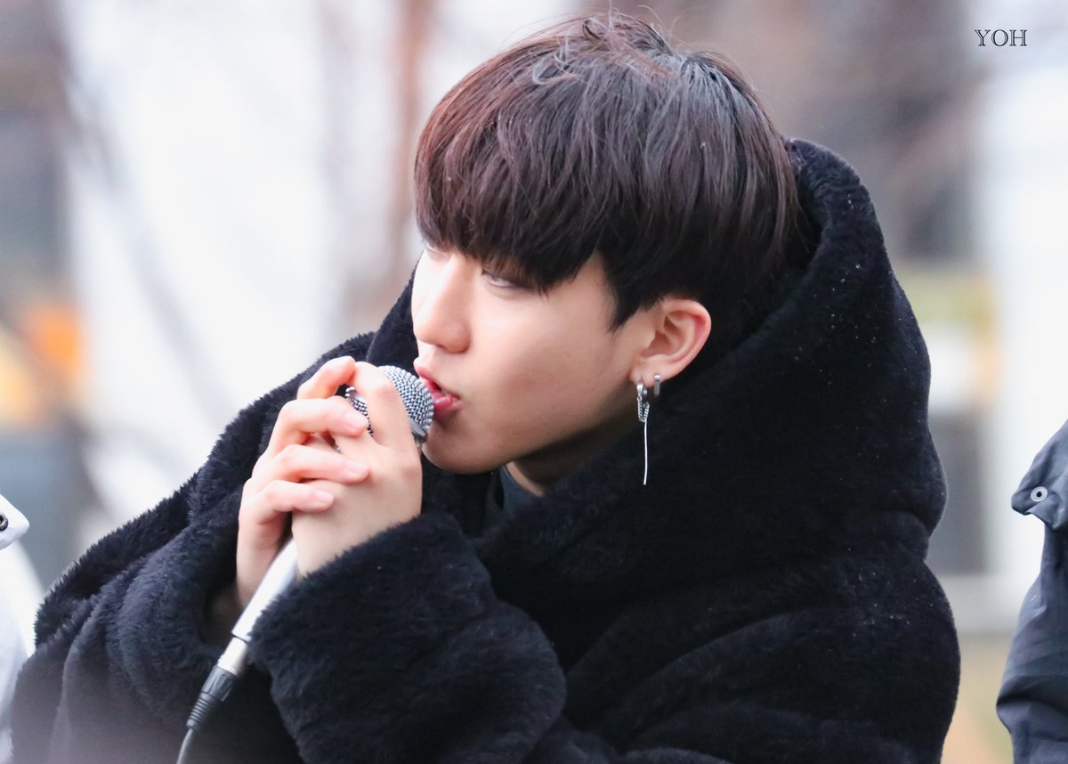 changbin in this jacket — a fluffy thread
