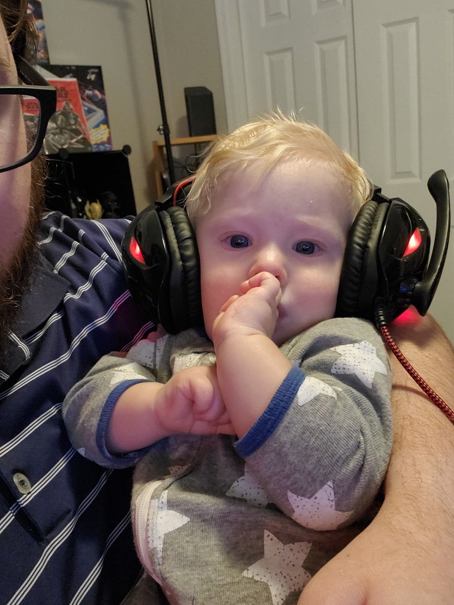 Even Obsidian Baby knows not to use #copyright #music on stream! That's why we use #copyrightfree @HarrisHeller #streambeats.
Respect #artists and pay for their work!
https://t.co/CxNcZycq5n
#DMCA #twitch #Streamer #gaming https://t.co/3ecQ9ELIXs