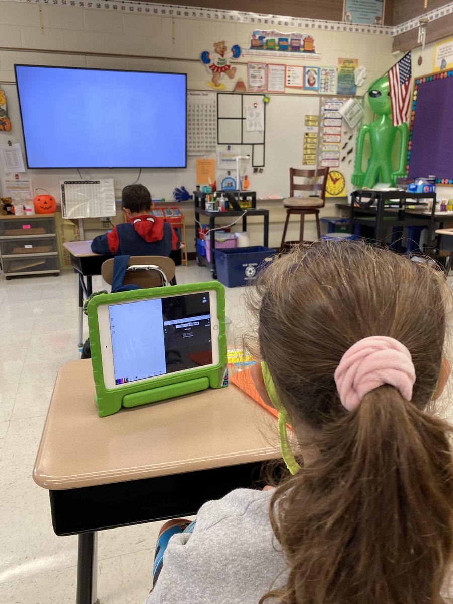Colleen Goodrich (@cgoodrich112) on Twitter photo #spotlightoneducators 🔦<a href="/love2ndgrd/">Karen Elman</a> using her tech wizard skills to show Ss how to split screen an app and zoom before <a href="/NSSD112/">North Shore SD 112</a> made a pivot to remote learning 🤍 Perfect example of flexibility and preparation that makes a school year successful, no matter what! #112Leads #spotlightoneducators 🔦<a href="/love2ndgrd/">Karen Elman</a> using her tech wizard skills to show Ss how to split screen an app and zoom before <a href="/NSSD112/">North Shore SD 112</a> made a pivot to remote learning 🤍 Perfect example of flexibility and preparation that makes a school year successful, no matter what! #112Leads