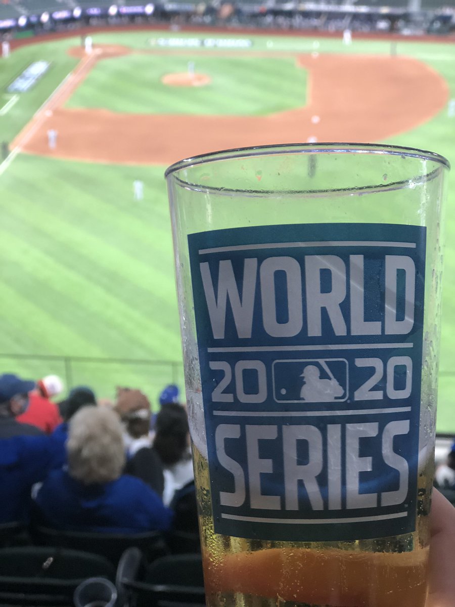 macperez3's tweet photo. I might be the happiest person alive right now. #gododgers https://t.co/c4Xa0aM7Pl