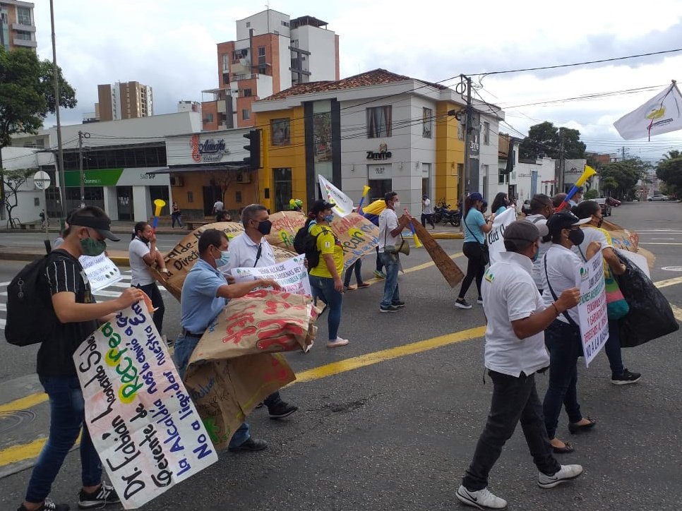 OhStray's tweet photo. @AlcaldiaBGA @CaracolBga @concejobucara @DlloSocialBga @DlloSocialBga @JCardenasRey @MAguilarHurtado @NataliaDuranV https://t.co/iHuQy2Ae01
