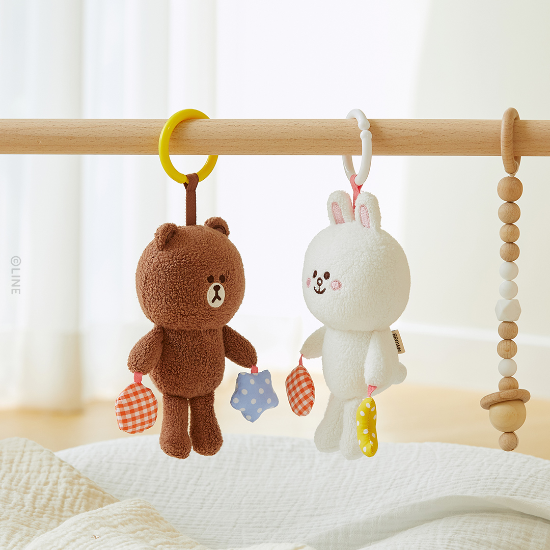 大切な赤ちゃんへ🐣 ブラウンとコニーの可愛いベビーグッズが