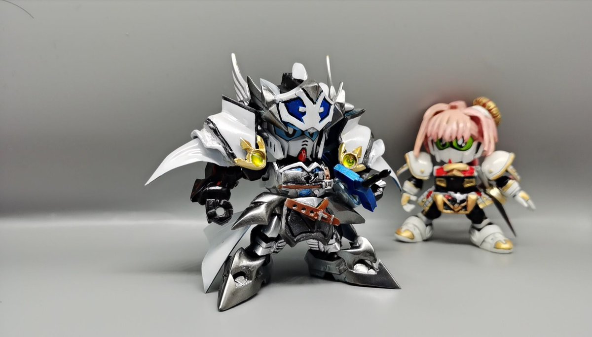 willwillhi's tweet image. フランクの聖王
シャルルマーニュ

「永続不変の辉き。千変无限の彩り。我が王勇を示すため、この刃に我らの伝说を刻み给え！『王勇を示せ、遍く世を巡る十二の辉剣ジュワユーズ・オルドル』！」

#FGO #SDガンダム #BB戦 #Fate/Extella Link