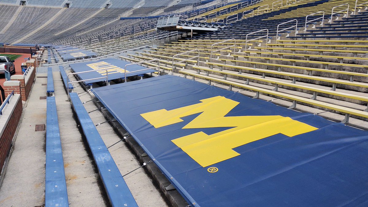 Here is a sneak peek inside Michigan Stadium. They’ve got new signage around the Big House. It was all done by CGS Imaging out of NW Ohio. https://t.co/FLDep3ZxIe