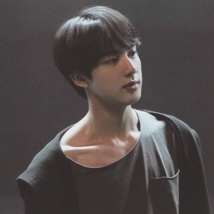 Appreciating Jin& #39;s Neck. A much needed thread--