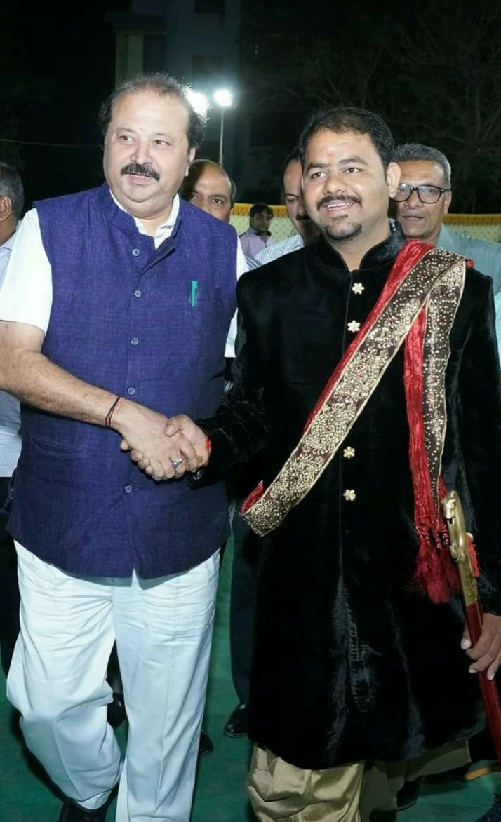 AnkitvyasBjp's tweet image. ભારતીય જનતા પાર્ટી સુરત 167 પશ્ચિમ વિધાનસભા ના લોકપ્રિય ધારાસભ્ય શ્રી પૂર્ણેશભાઈ મોદી ને જન્મદિવસ ની ખૂબ ખૂબ શુભકામના. 

*#HBDPurneshModi24x7*