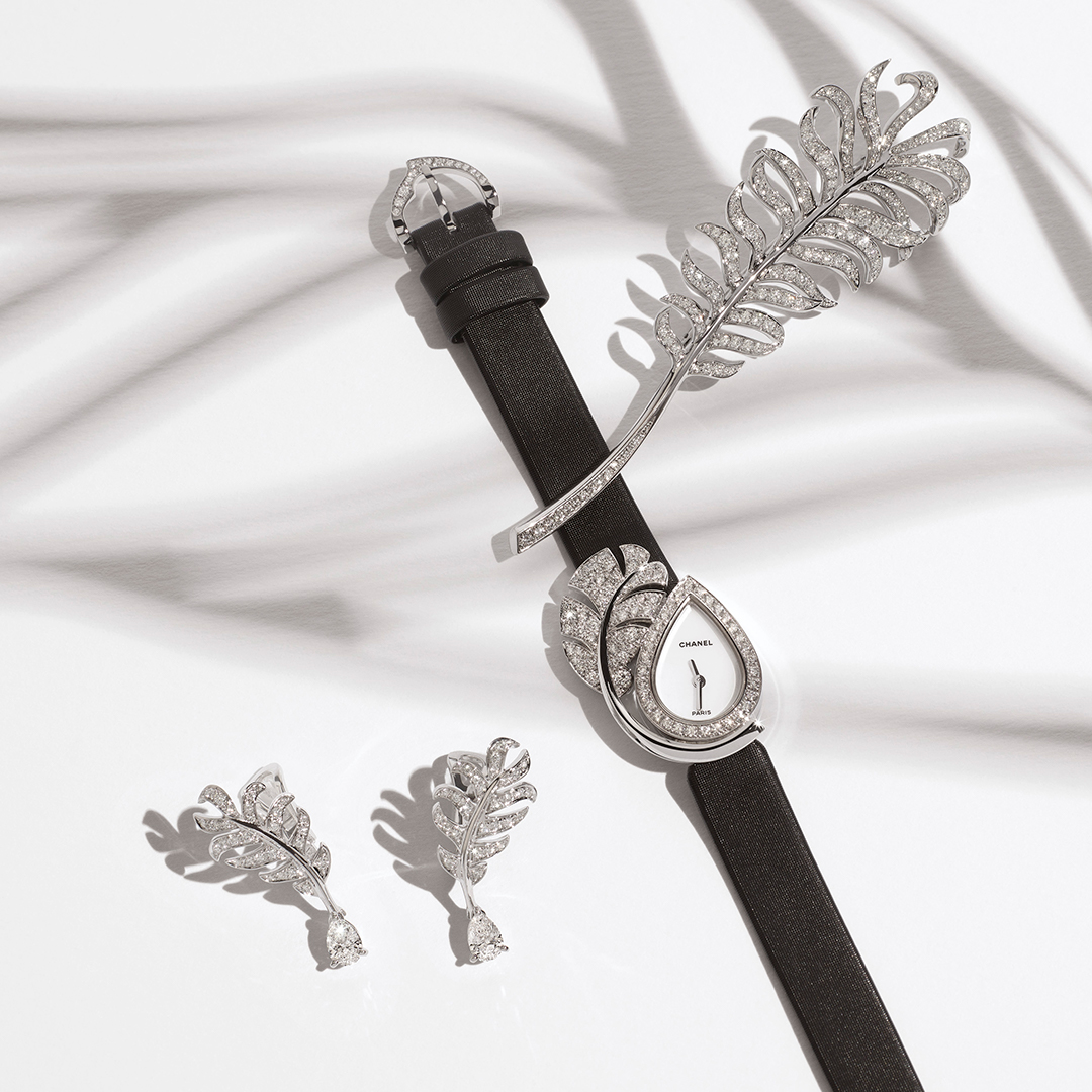 CHANEL's tweet photo. LES SIGNATURES DE CHANEL.
CHANEL Fine Jewelry is punctuated with symbols. 5 signature motifs inspired by the world of Mademoiselle. 5, like her lucky number. 
#CHANELFineJewelry #LesSignaturesdeCHANEL
Discover on https://t.co/d2JQAbOd3e https://t.co/hfLqsc1GV3