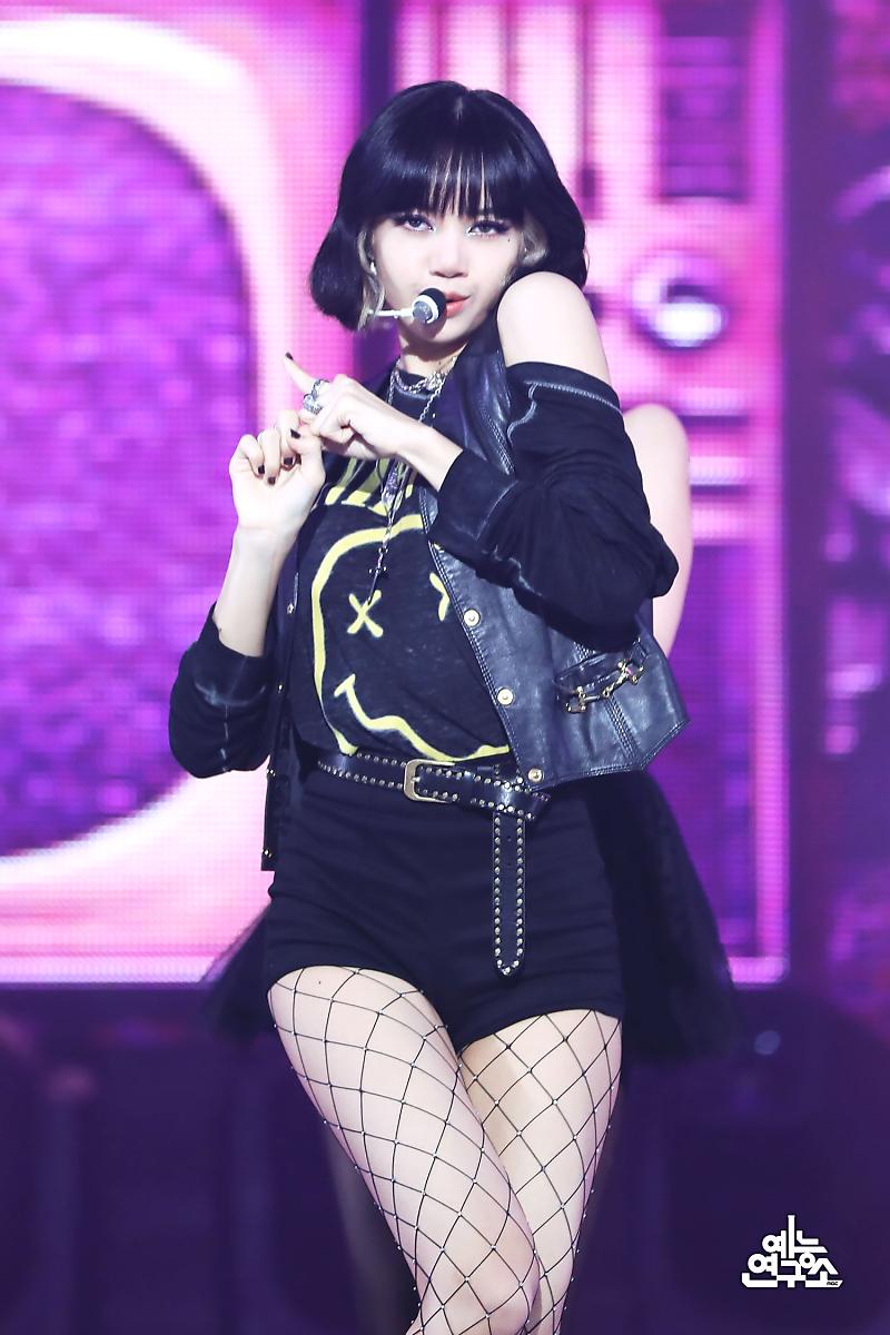 LISAGalleryDC's tweet photo. 📸 음악중심 현장 포토

https://t.co/6FoOyWvH5W

@BLACKPINK #LISA 
#블랙핑크 #리사 #LALISA https://t.co/f0K3shd4uW